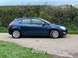 2010 Vauxhall Astra 1.6 exclusive Automatic Just 48,000 Miles