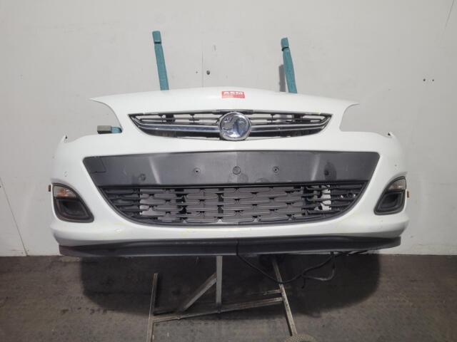 Vauxhall Astra Front Bumper 2015 5 Door Estate Gaz 40r